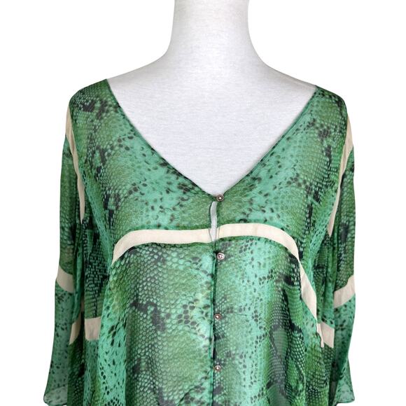 Elizabeth and James 100% Silk Green Snake Print Oversized Sheer Layering Blouse - Picture 3 of 13